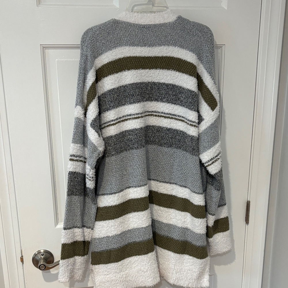 🎈5 for $15🎈Pink Clover Cozy Striped Open Cardigan - Gray, White & Olive - Picture 5 of 5